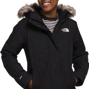 The Northface Arctic Parka. Black